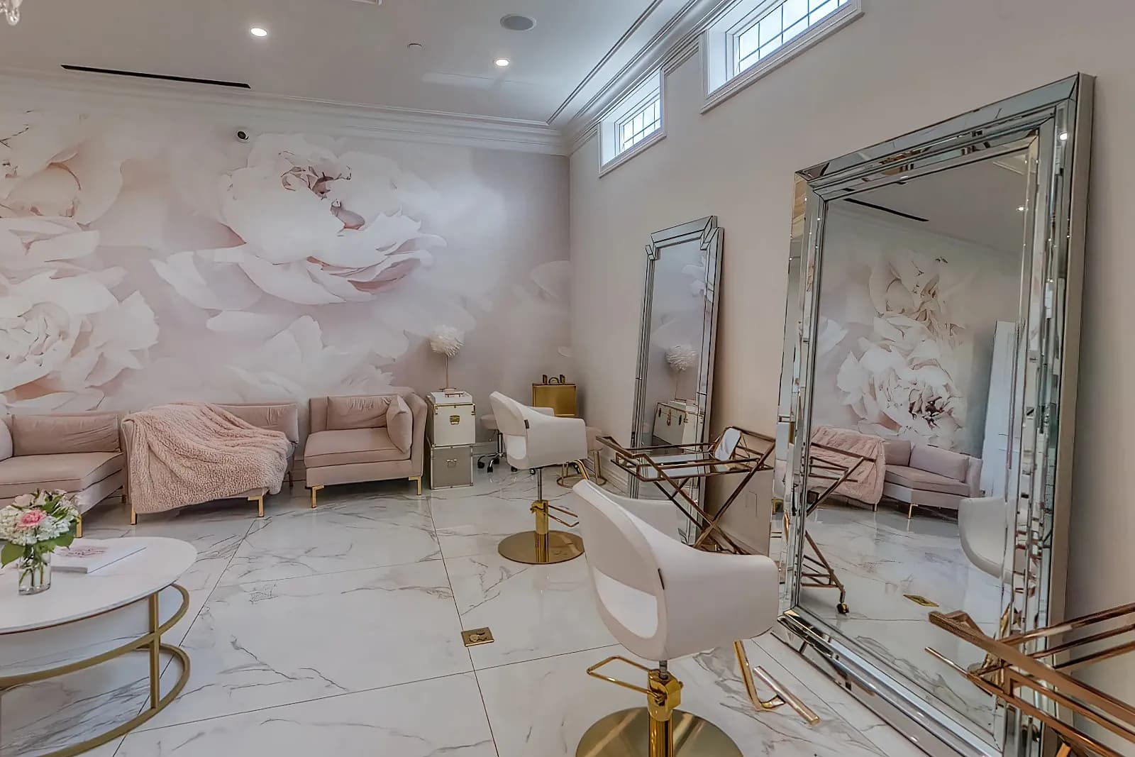 The Blush & Brush getting-ready suite with vanity chairs and mirrors at The Rockleigh