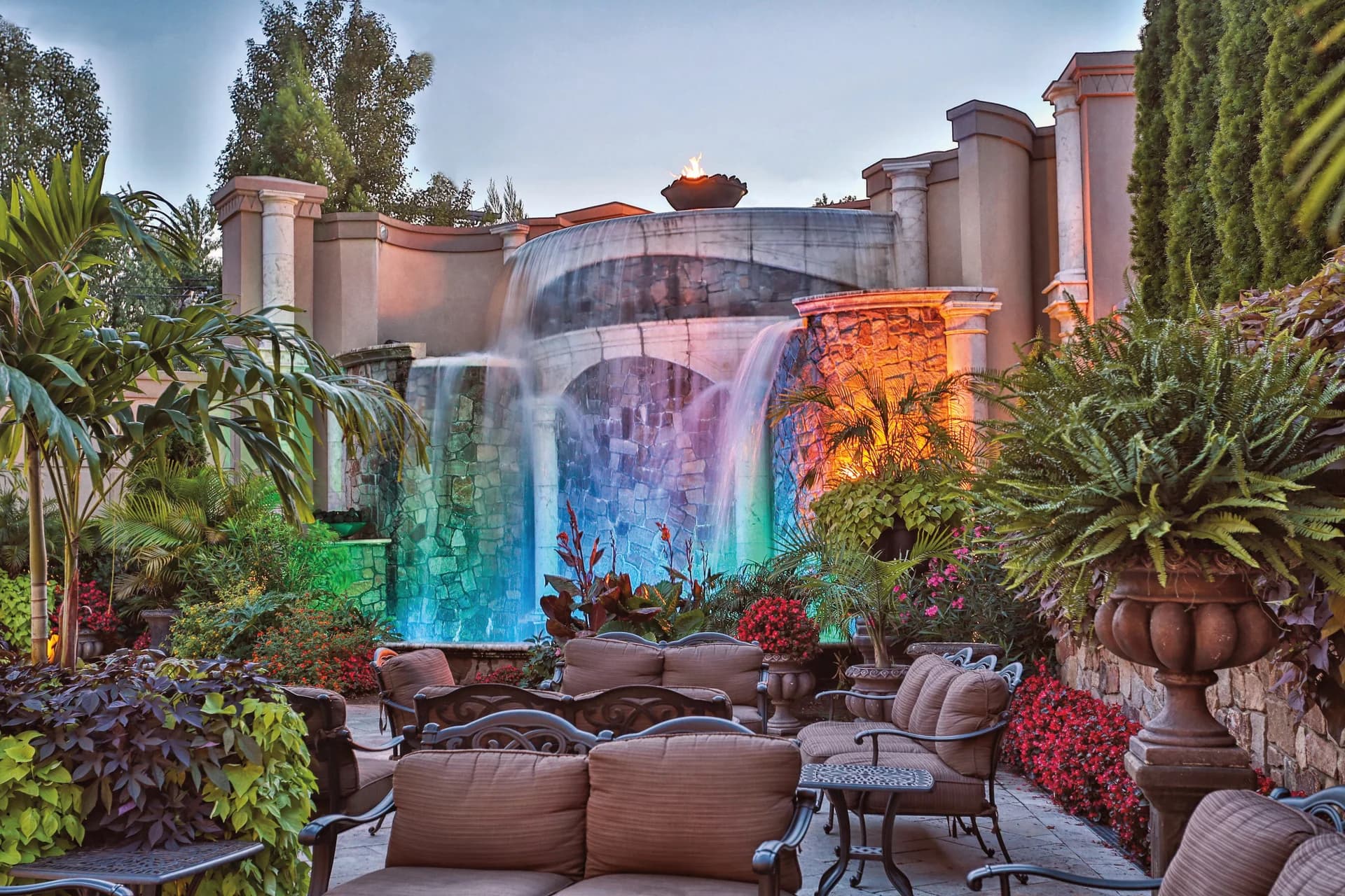 Outdoor Courtyard — The Venetian
