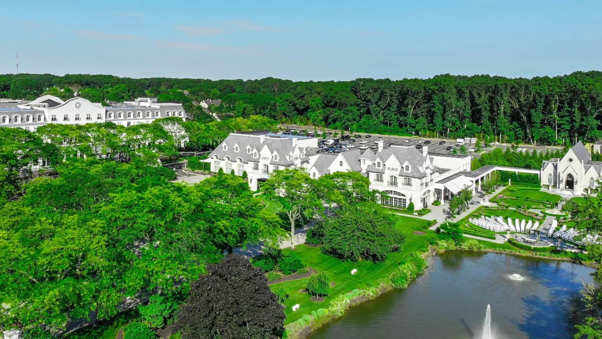 Park Chateau Estate & Gardens wedding venue in East Brunswick, NJ