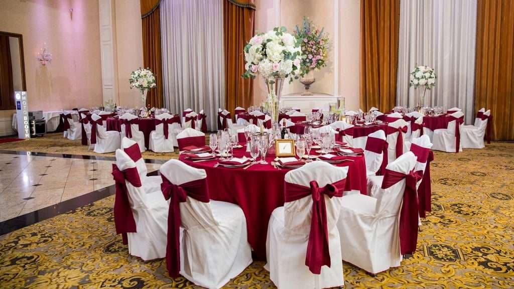 IL Villaggio Elegant Weddings