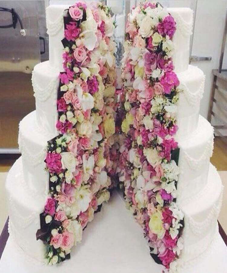 Flower-inside-wedding-cake