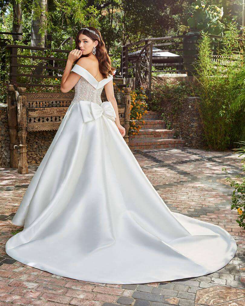 Casablanca-Bridal-Style-2401-Kensington-3-variations-available
