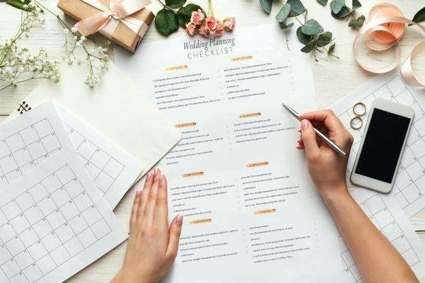 diy-wedding-planner-do-it-yourself-checklist